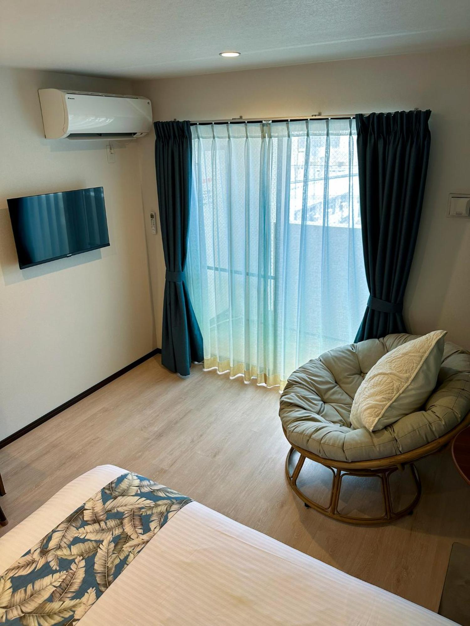 Kohala　Hotel Наха Экстерьер фото
